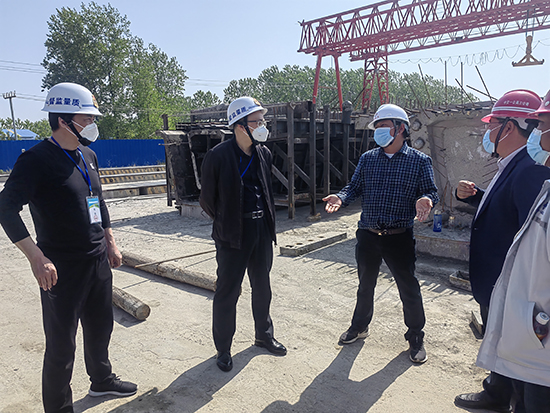 姚军督查s325马头至长集段公路建设项目疫情防控和安全生产工作_六安
